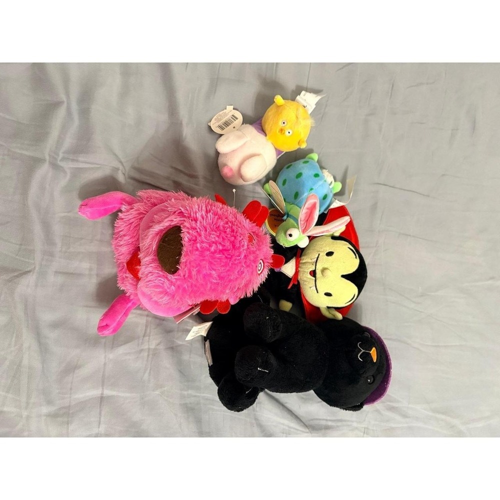 Hallmark plush bundle